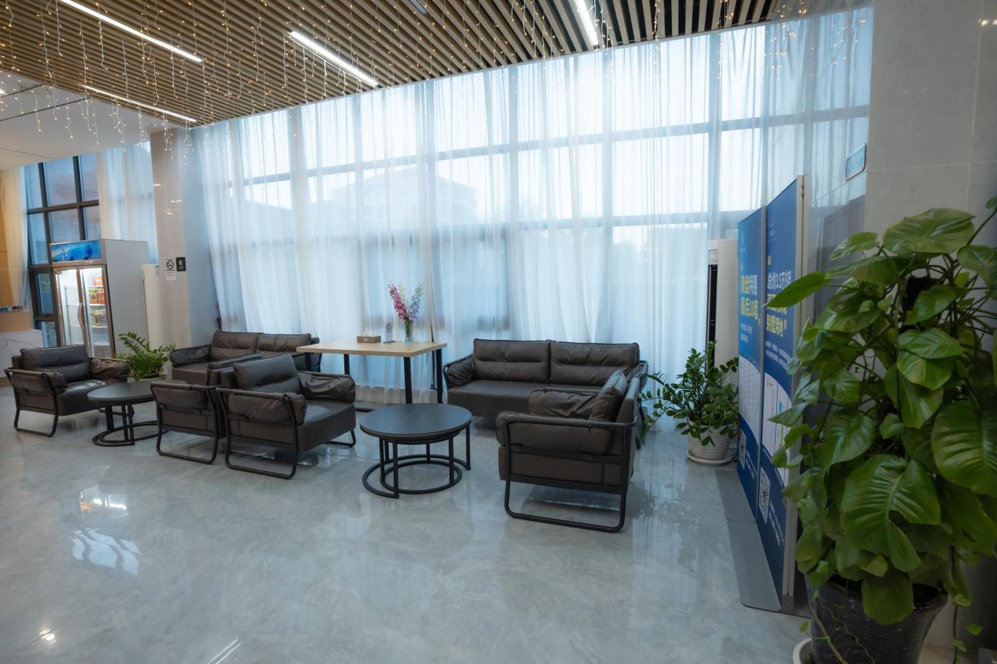 Ark Hotel Phnom Pen Exterior foto